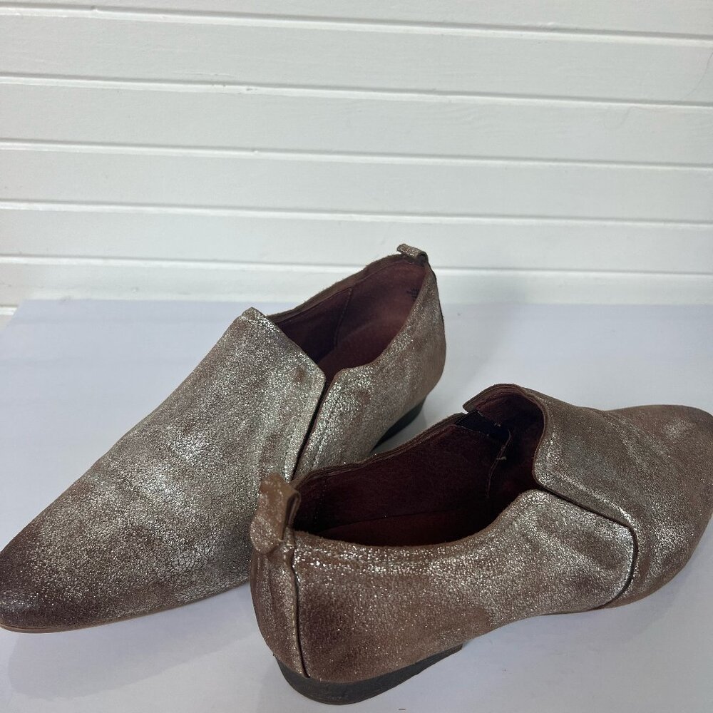 Leather Seychelles loafer